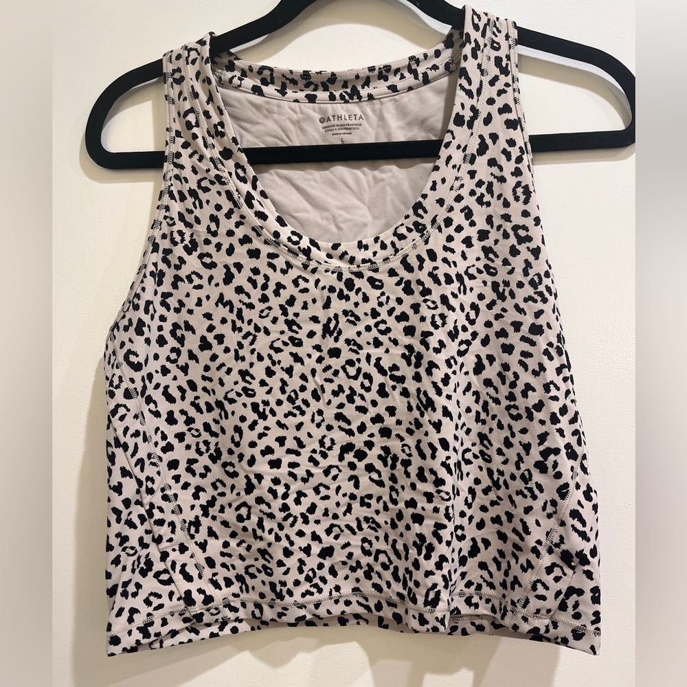 Athleta White Patterned Exercise Top